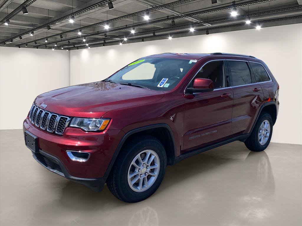 Used 2020 Jeep Grand Cherokee Laredo AWD/4WD image 3