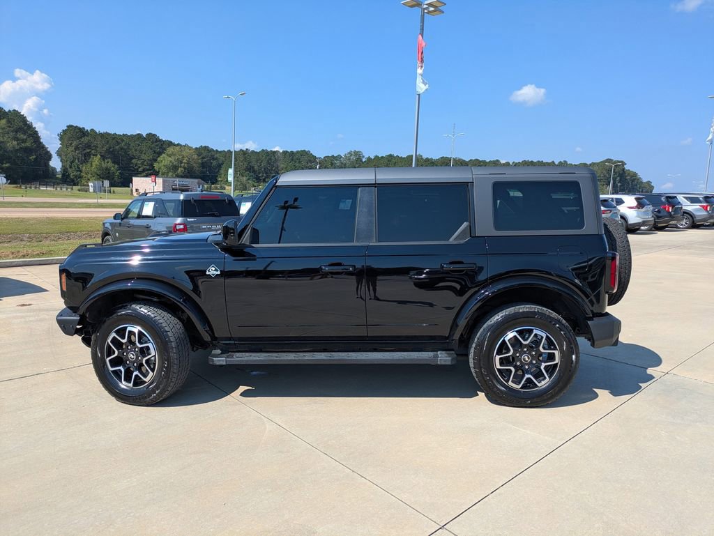Used 2024 Ford Bronco Outer Banks image 5