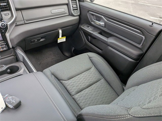 New 2026 RAM 1500 4x4 Crew Cab image 16