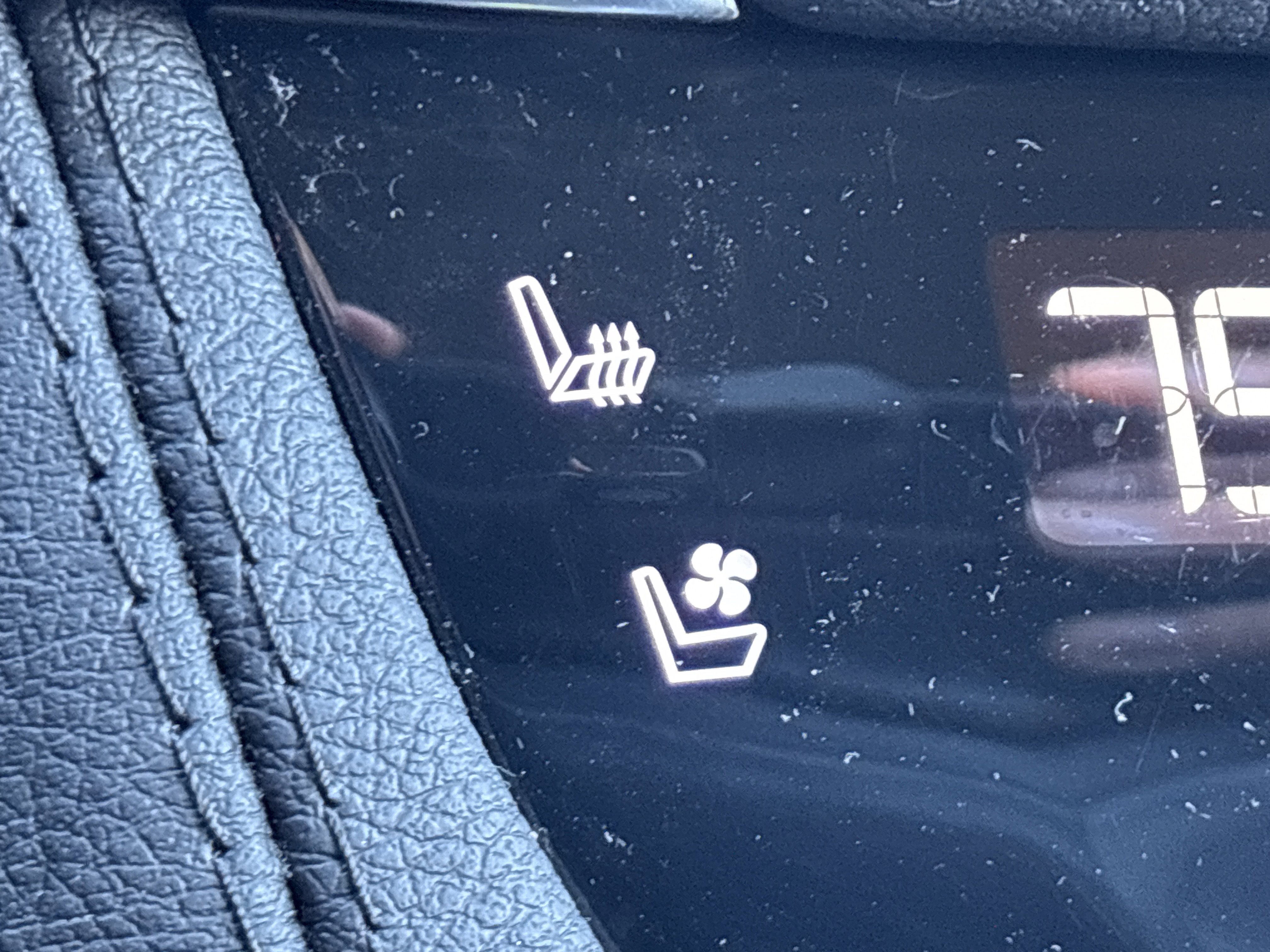 Used 2024 Cadillac XT5 Premium Luxury image 30