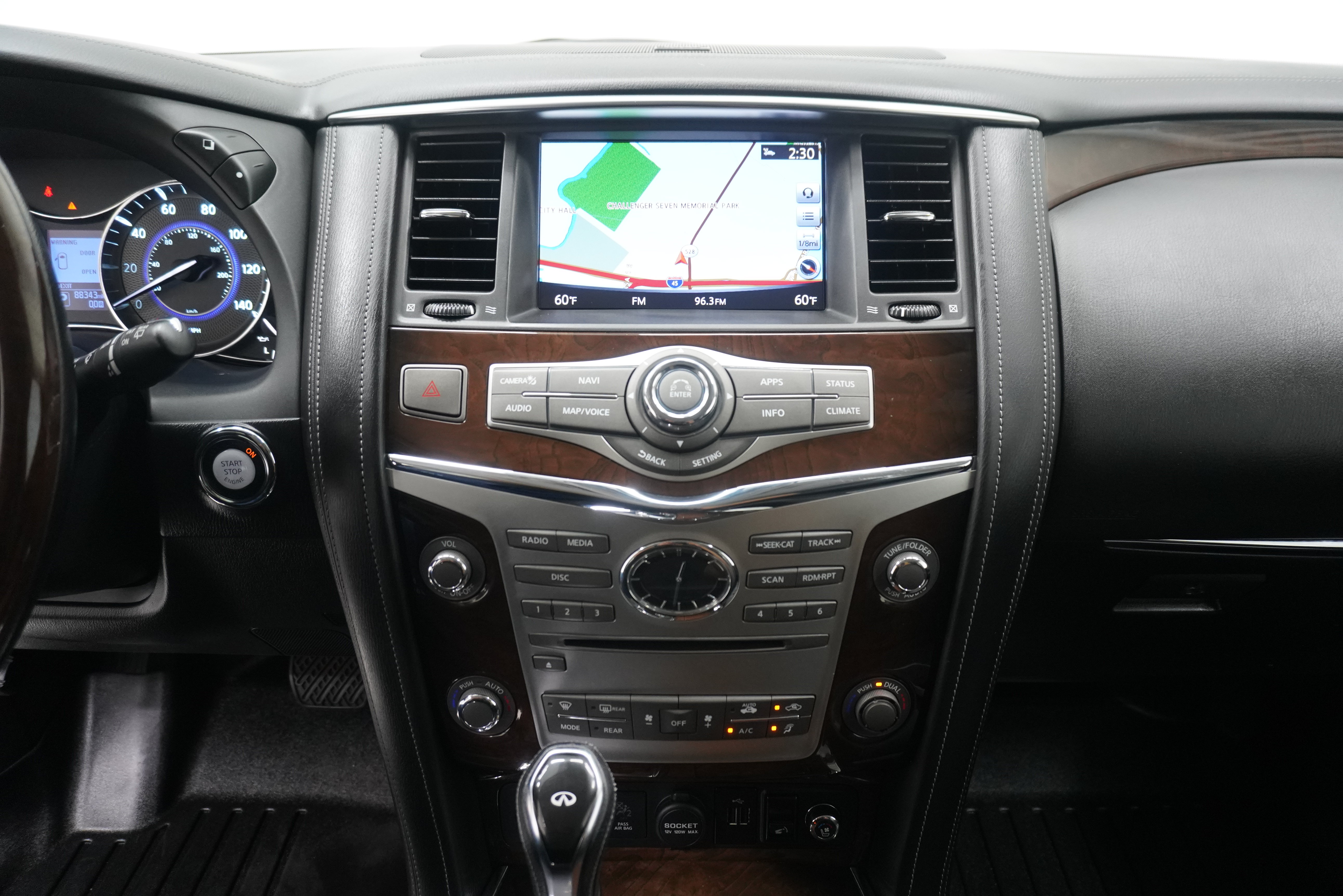 Used 2018 INFINITI QX80 2WD w/ Deluxe Technology Package image 23