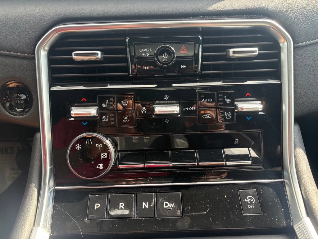 Used 2025 Nissan Armada Platinum RWD image 18
