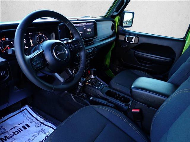 Used 2025 Jeep Wrangler Unlimited Sport AWD/4WD image 9