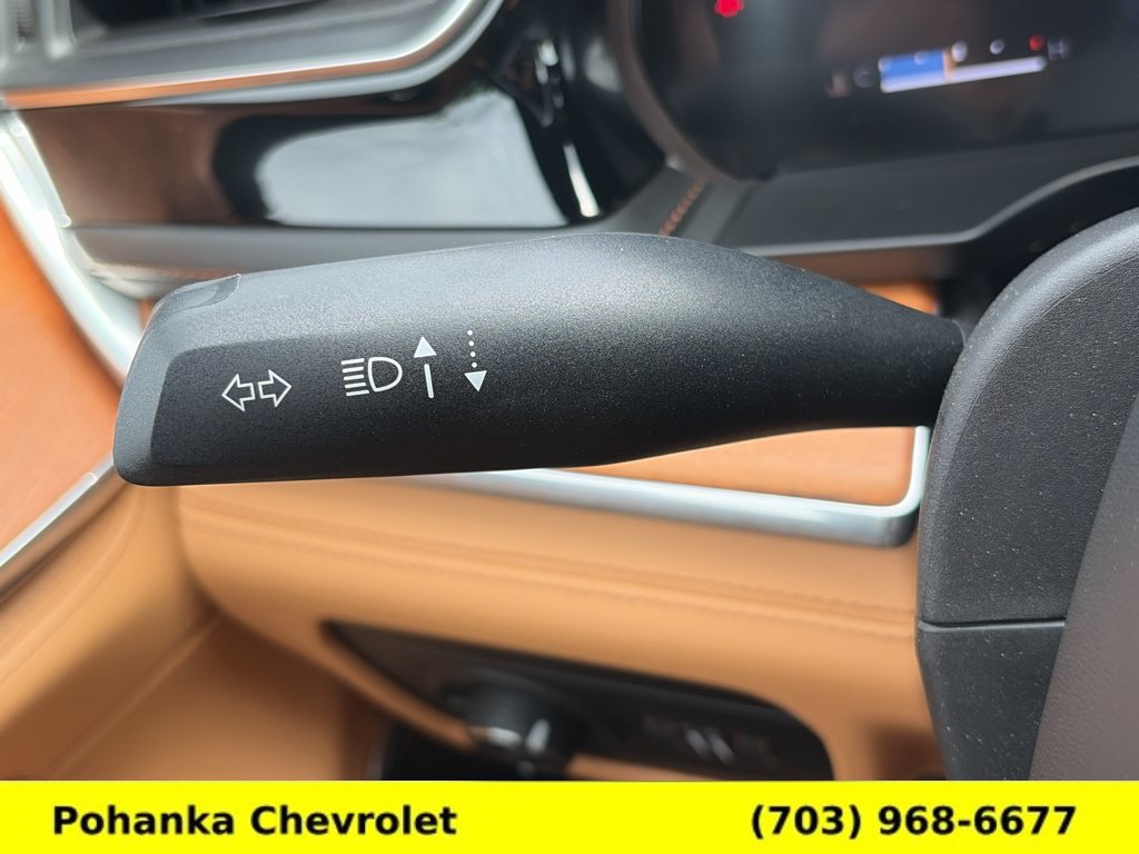 Used 2025 Jeep Grand Cherokee L Summit AWD/4WD image 10