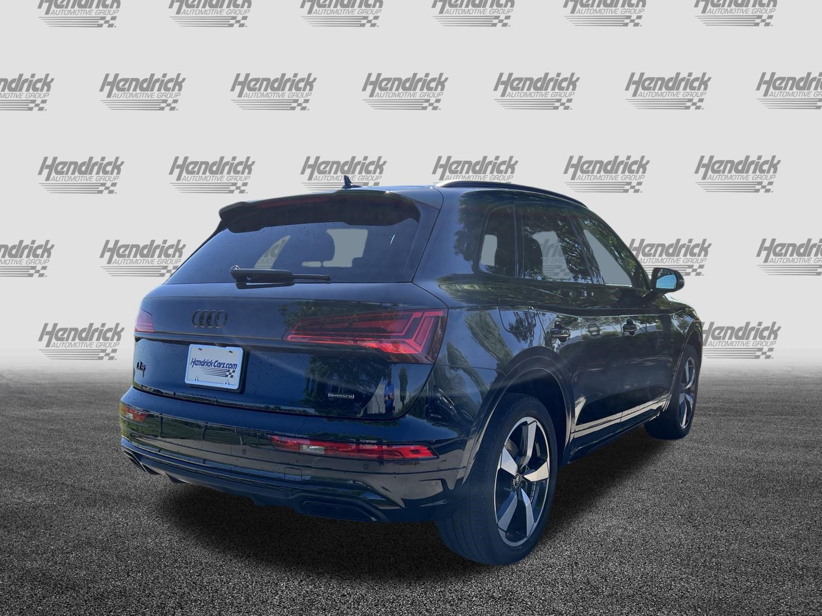 Used 2023 Audi Q5 2.0T Premium Plus w/ Premium Plus Package image 11