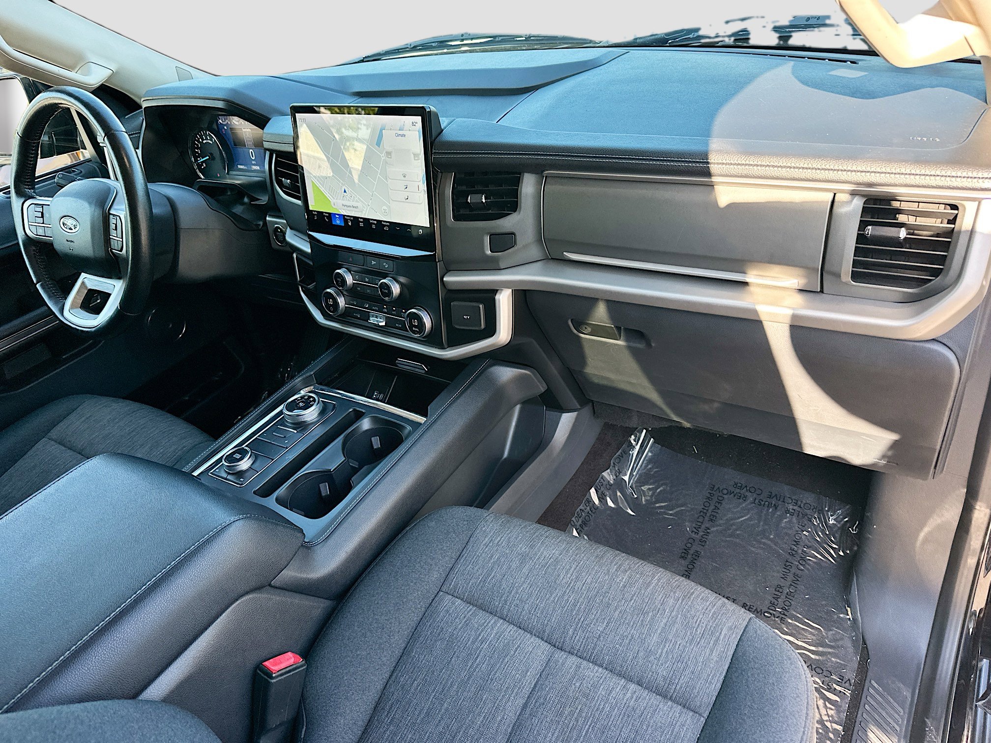 Used 2022 Ford Expedition XLT image 33