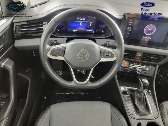 Used 2025 Volkswagen Jetta SE FWD image 27