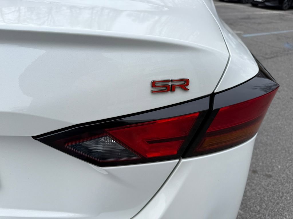Used 2024 Nissan Altima 2.5 SR image 30