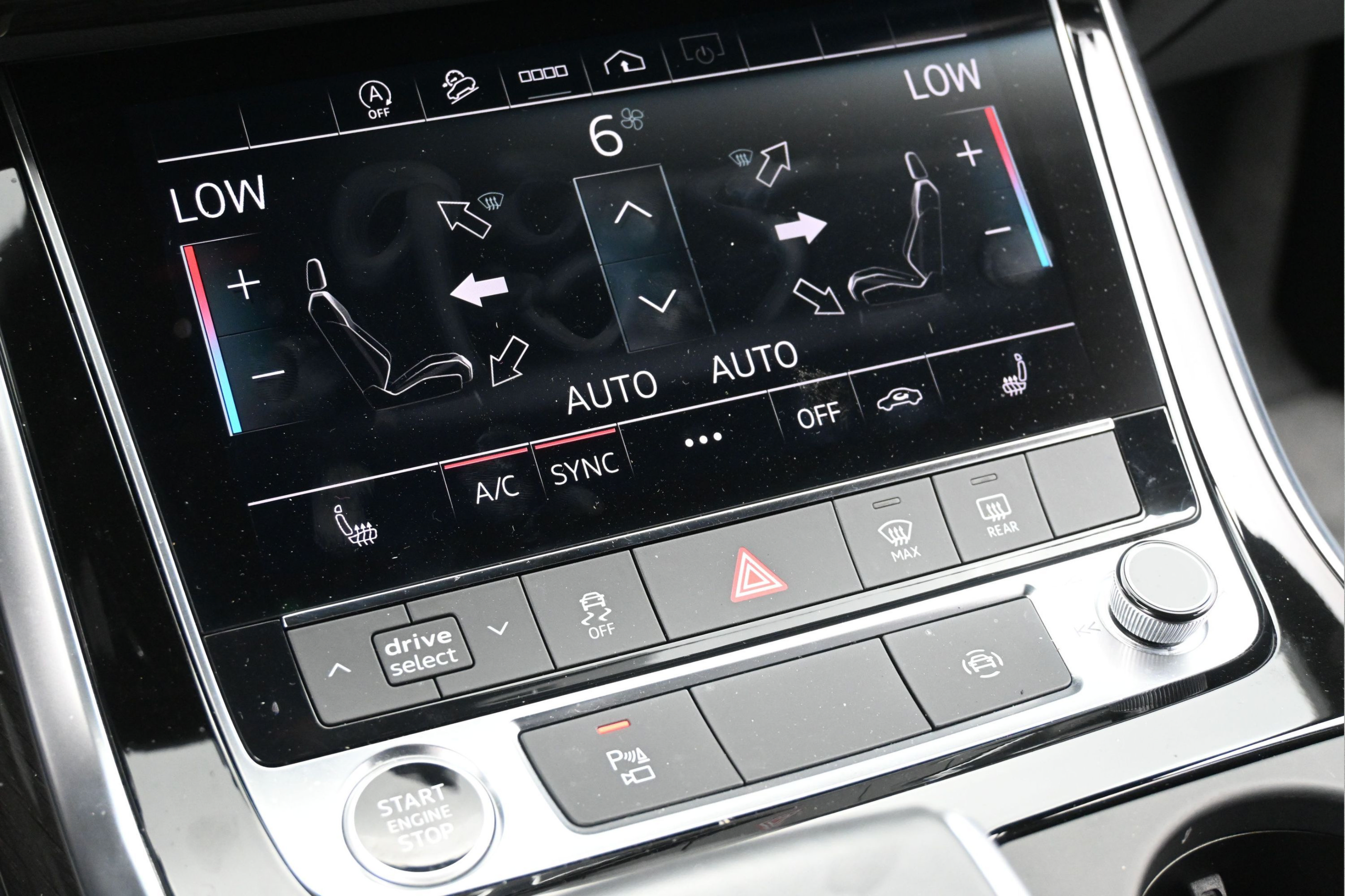 Used 2025 Audi Q7 3.0T Premium AWD/4WD image 38