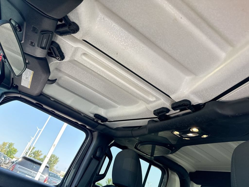 Used 2020 Jeep Gladiator Sport w/ Quick Order Package 24S AWD/4WD image 22