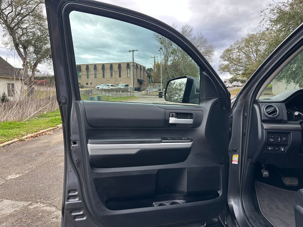 Used 2020 Toyota Tundra SR5 w/ SR5 Upgrade Package image 24