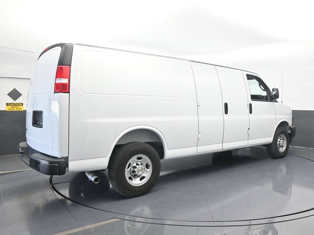 New 2025 Chevrolet Express 3500 Extended w/ Driver Convenience Package RWD image 6