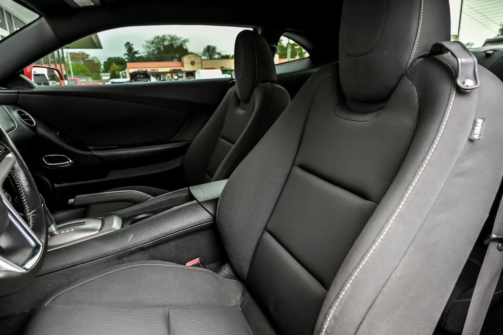 Used 2014 Chevrolet Camaro LT RWD image 13