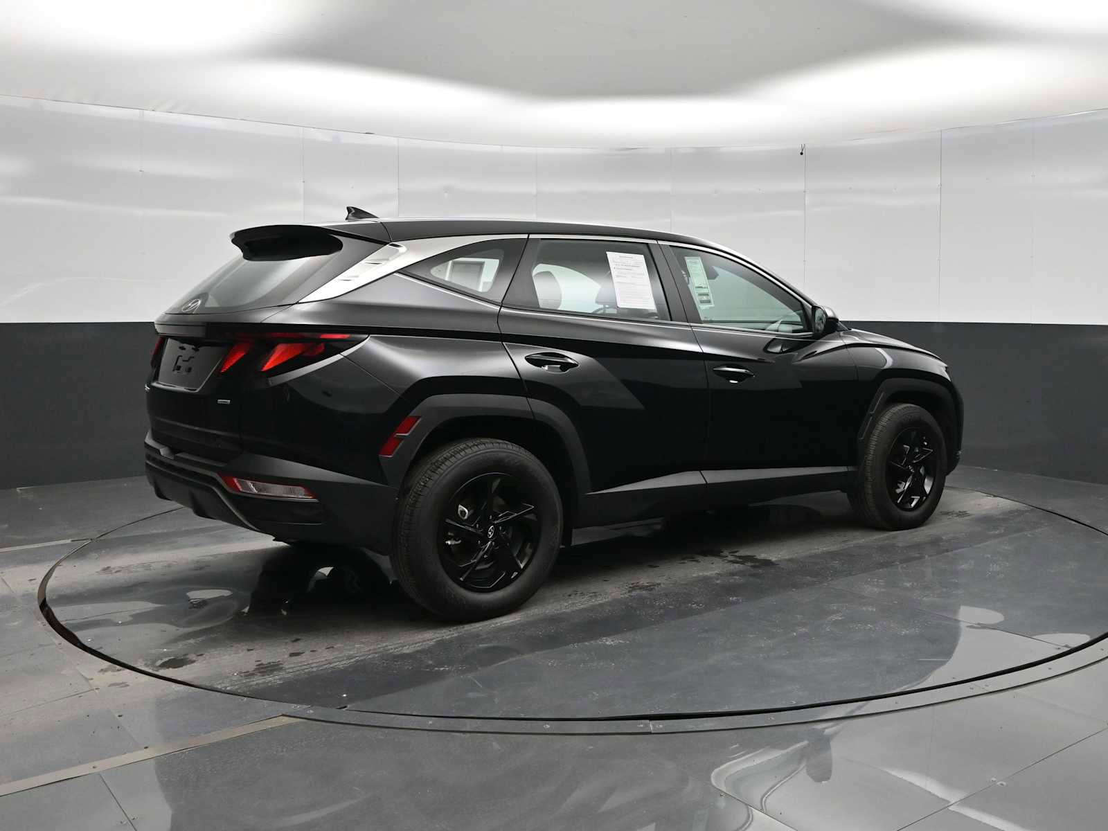 Used 2023 Hyundai Tucson SE AWD/4WD image 7