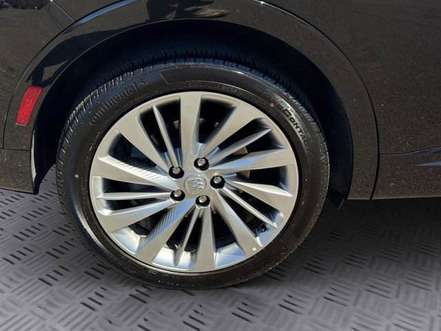 Used 2024 Buick Envision Avenir image 29