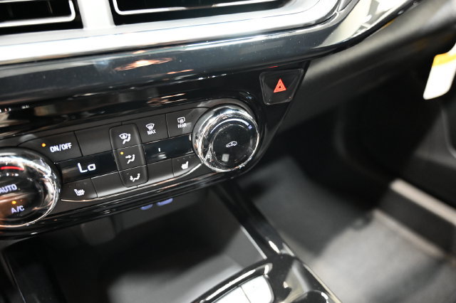 New 2026 Chevrolet Trax RS w/ Driver Confidence Package FWD image 16