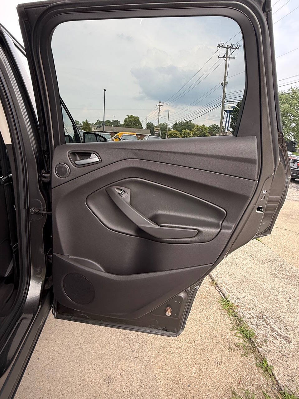 Used 2016 Ford Escape Titanium AWD/4WD image 10