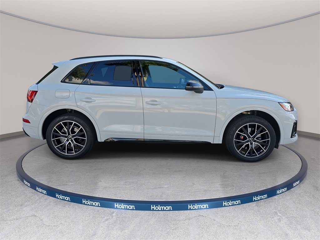 Certified 2023 Audi SQ5 Premium Plus w/ Premium Plus Package image 4