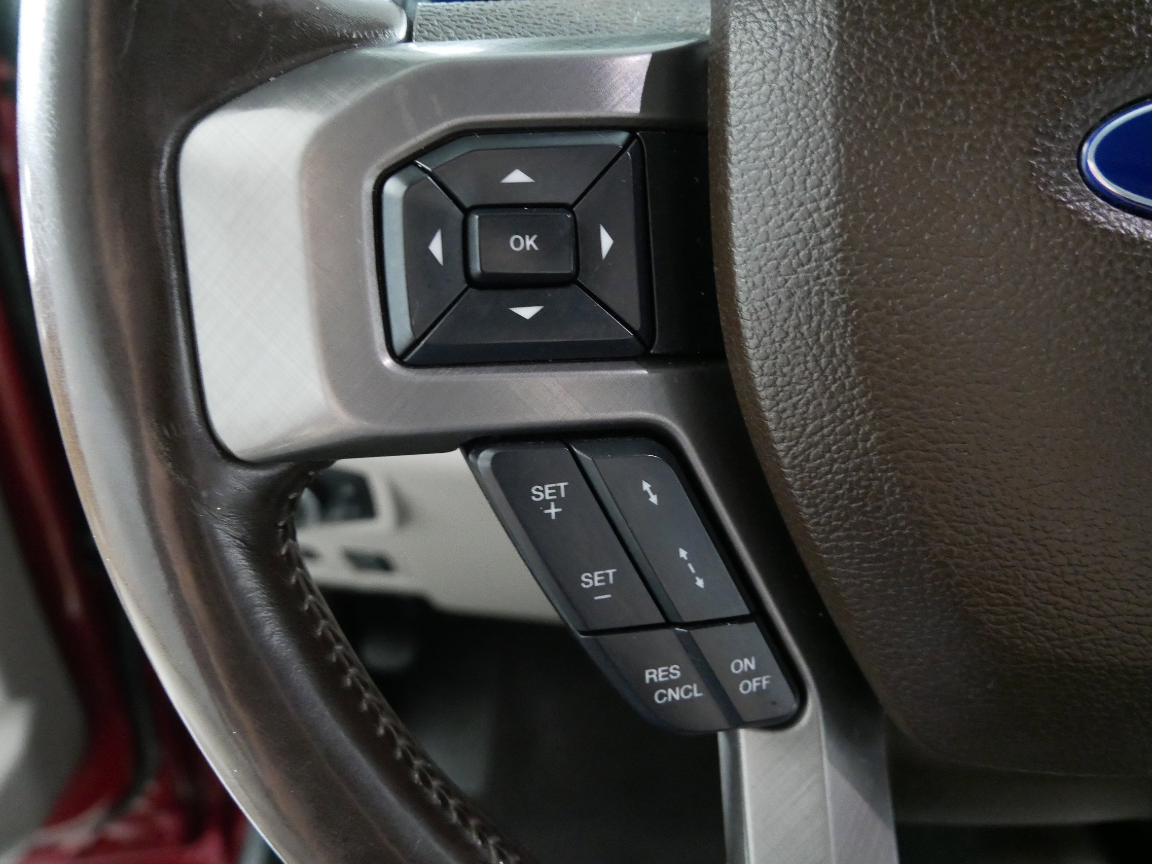 Used 2019 Ford F350 Limited w/ FX4 Off-Road Package image 27