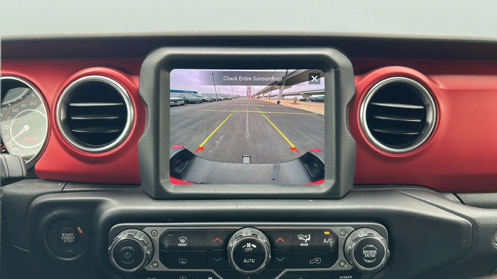 Used 2023 Jeep Gladiator Rubicon AWD/4WD image 25
