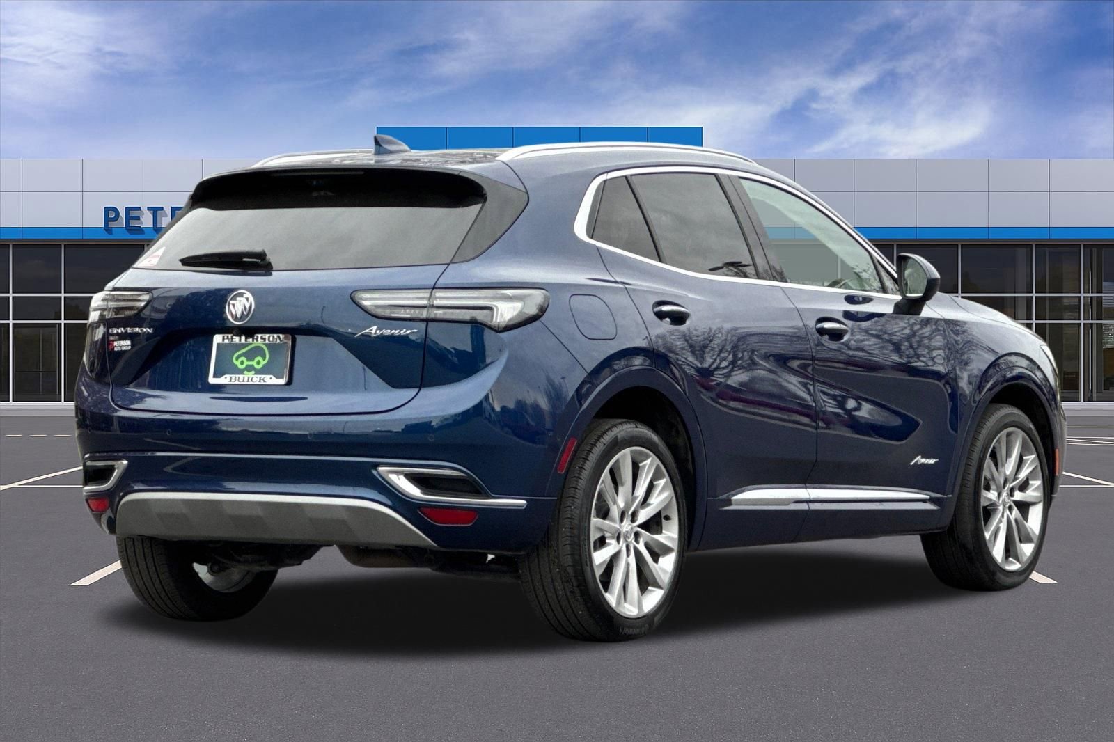 Certified 2023 Buick Envision Avenir image 4