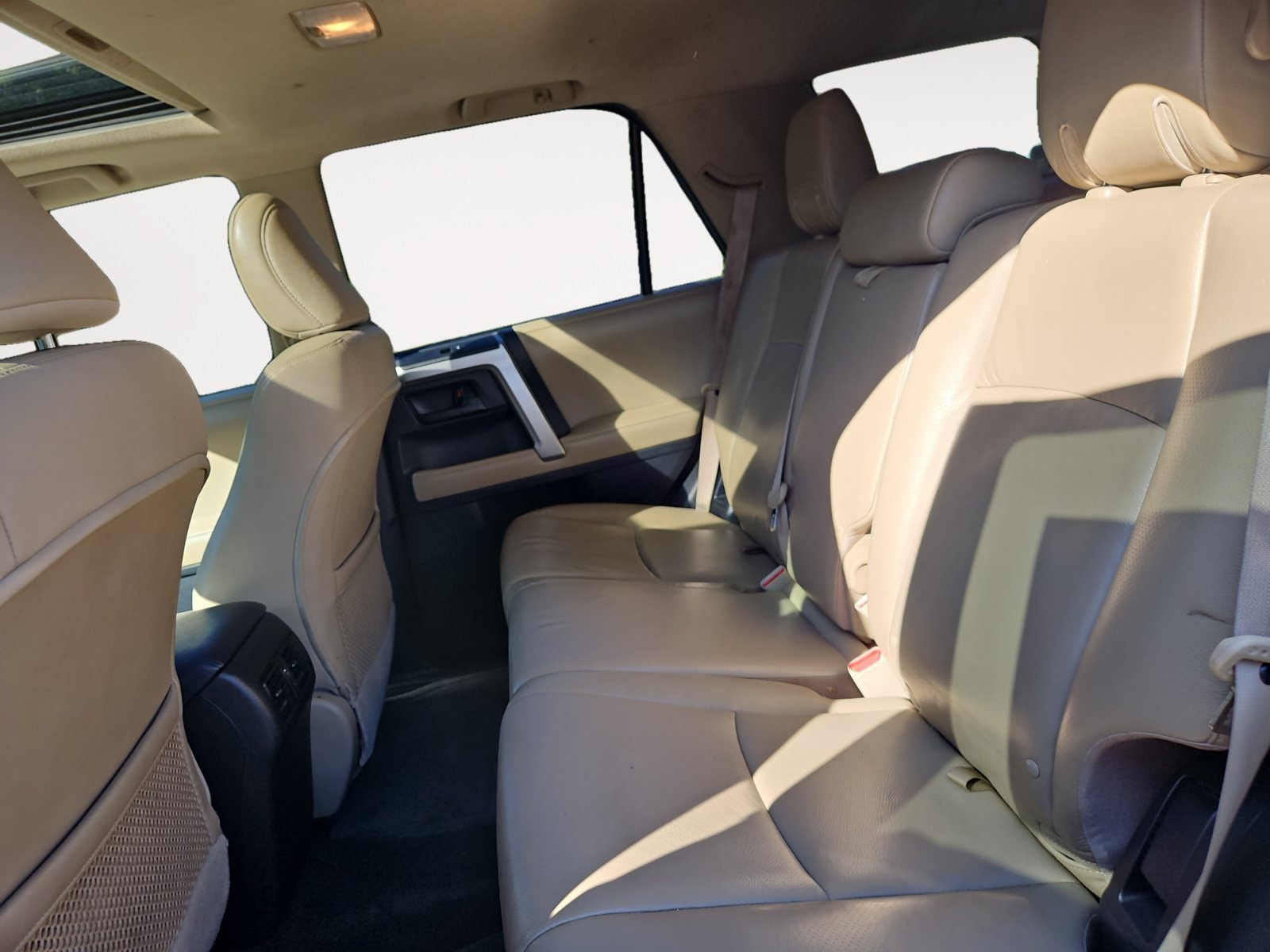 Used 2013 Toyota 4Runner Limited AWD/4WD image 13