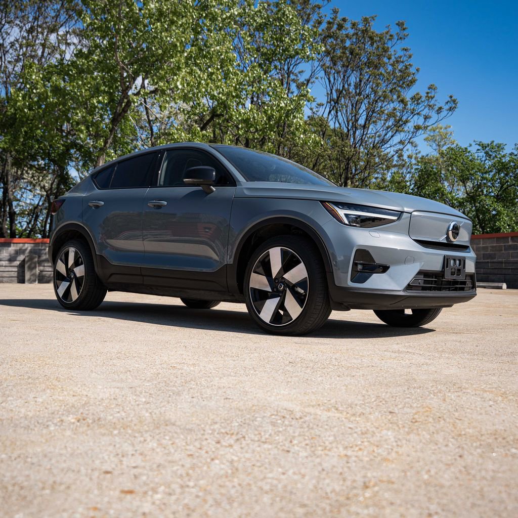 Certified 2023 Volvo C40 P8 Recharge Ultimate image 7