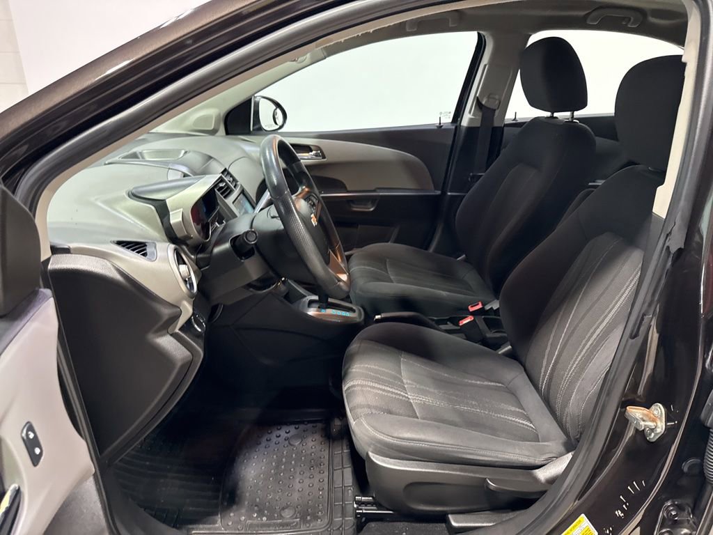 Used 2016 Chevrolet Sonic LT FWD image 19