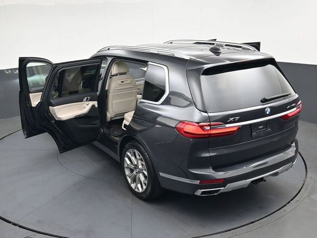 Used 2022 BMW X7 xDrive40i w/ Executive Package AWD/4WD image 47