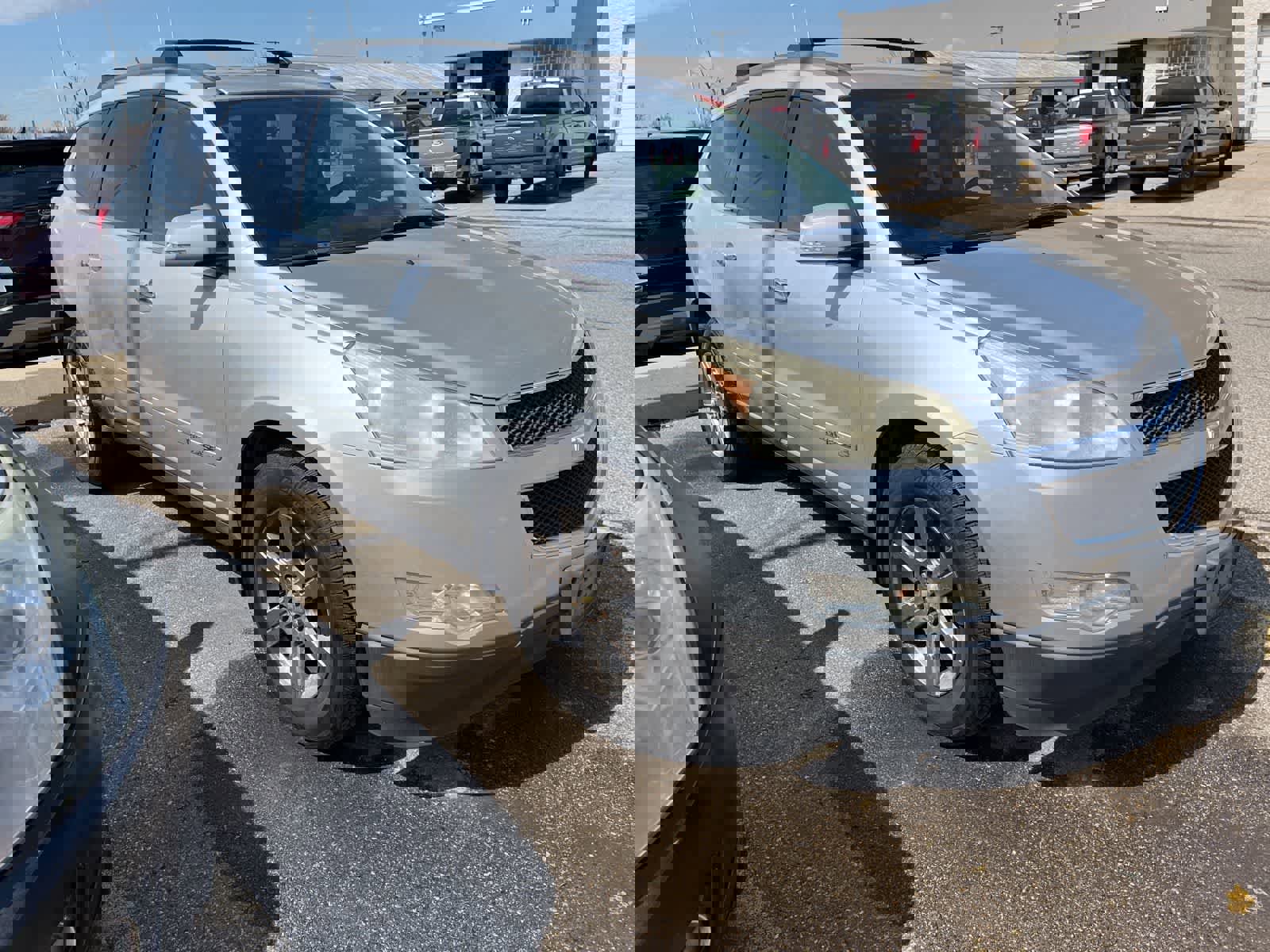 Used 2009 Chevrolet Traverse LT image 17