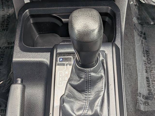 Used 2020 Toyota Tacoma SR w/ SR Convenience Package RWD image 12