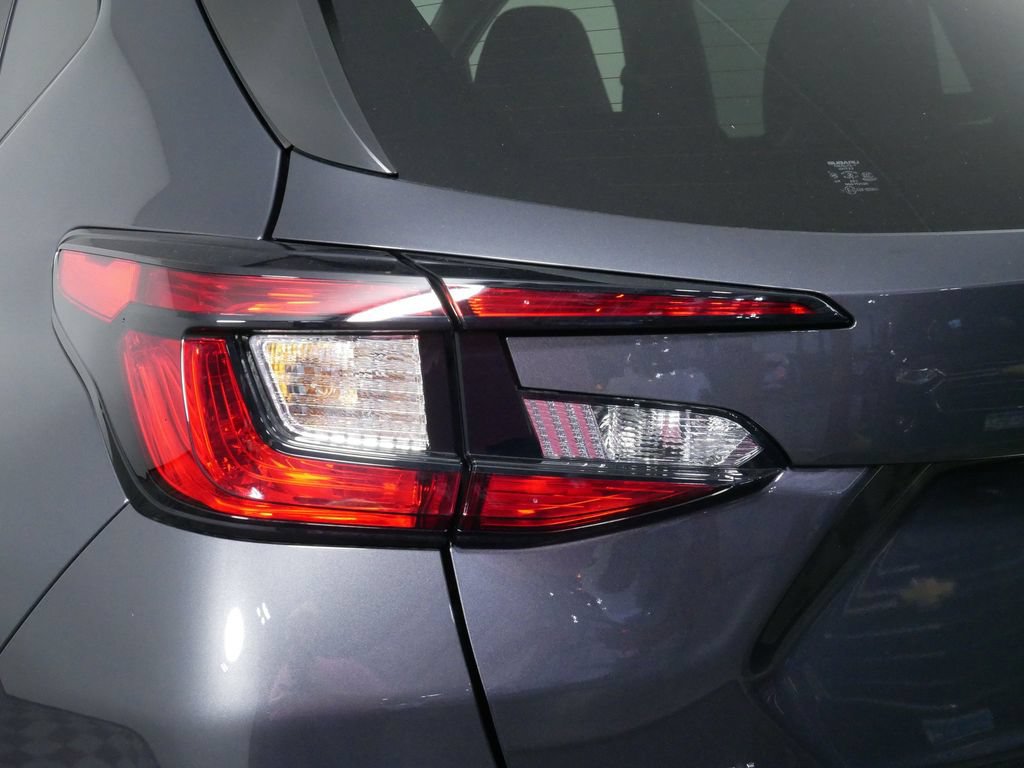 Used 2025 Subaru Crosstrek 2.5i Premium w/ Crosstrek Mirror Package AWD/4WD image 12