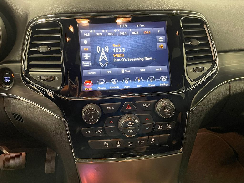 Used 2021 Jeep Grand Cherokee Limited image 32