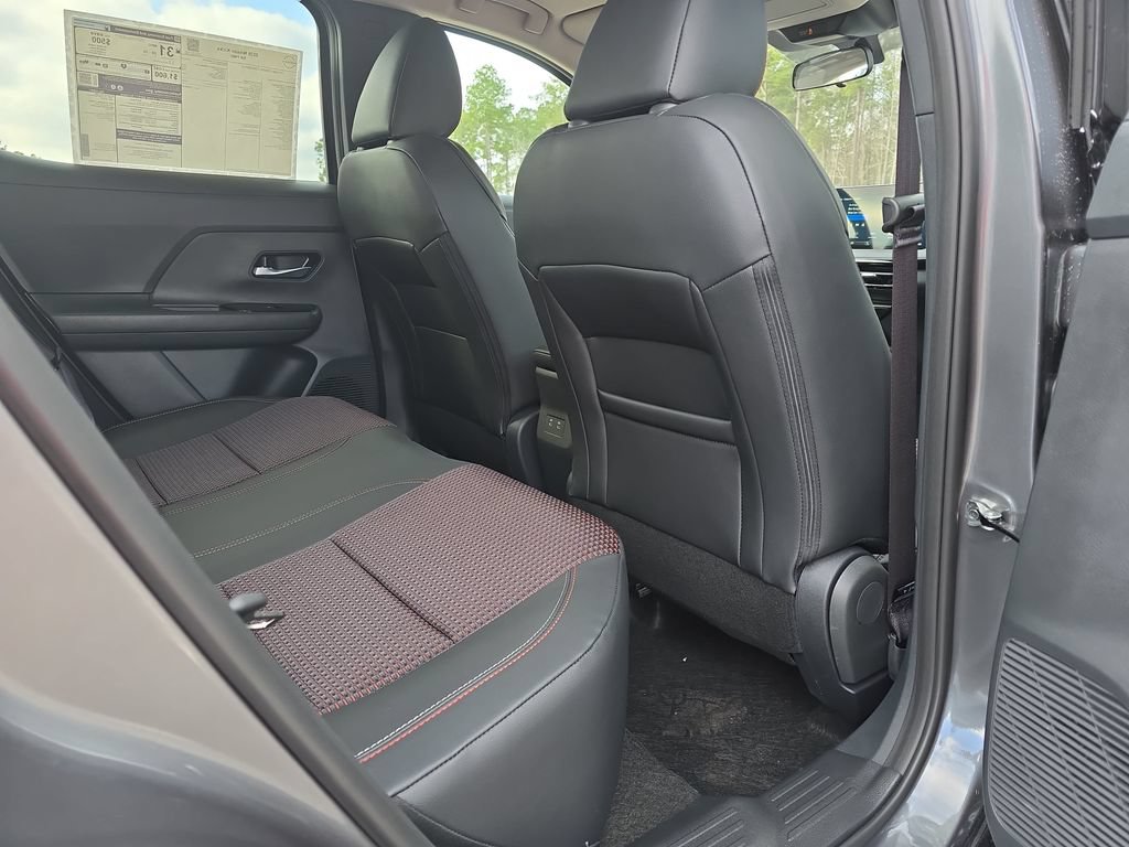 New 2026 Nissan Kicks SR w/ SR Premium Package FWD image 14