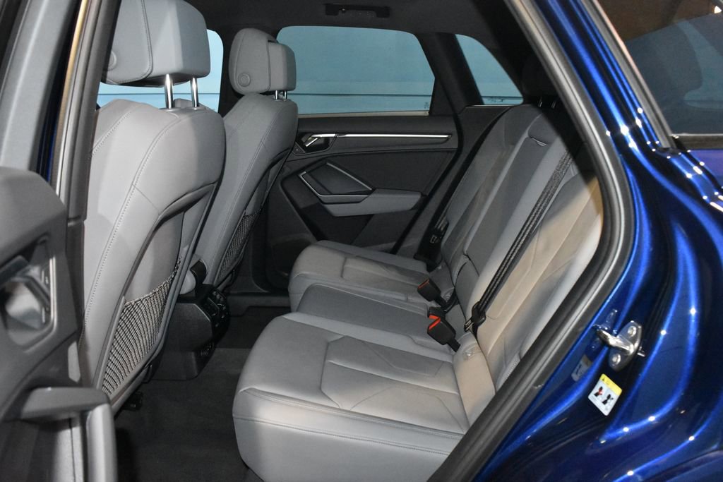 Certified 2025 Audi Q3 2.0T Premium w/ Convenience Package image 20