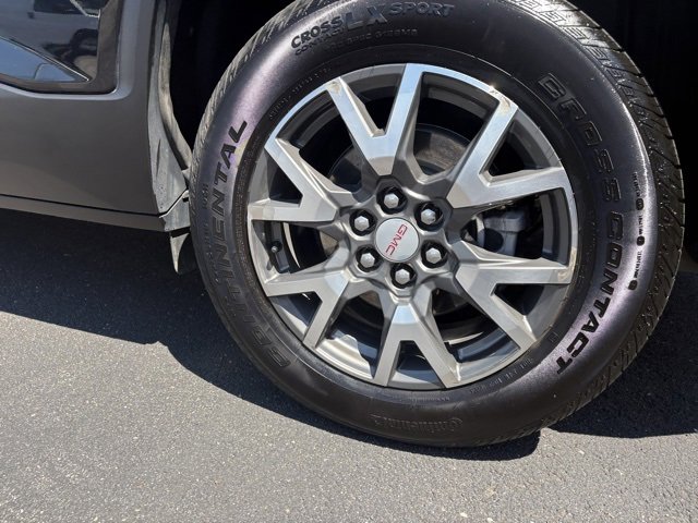 Certified 2023 GMC Acadia SLE image 13