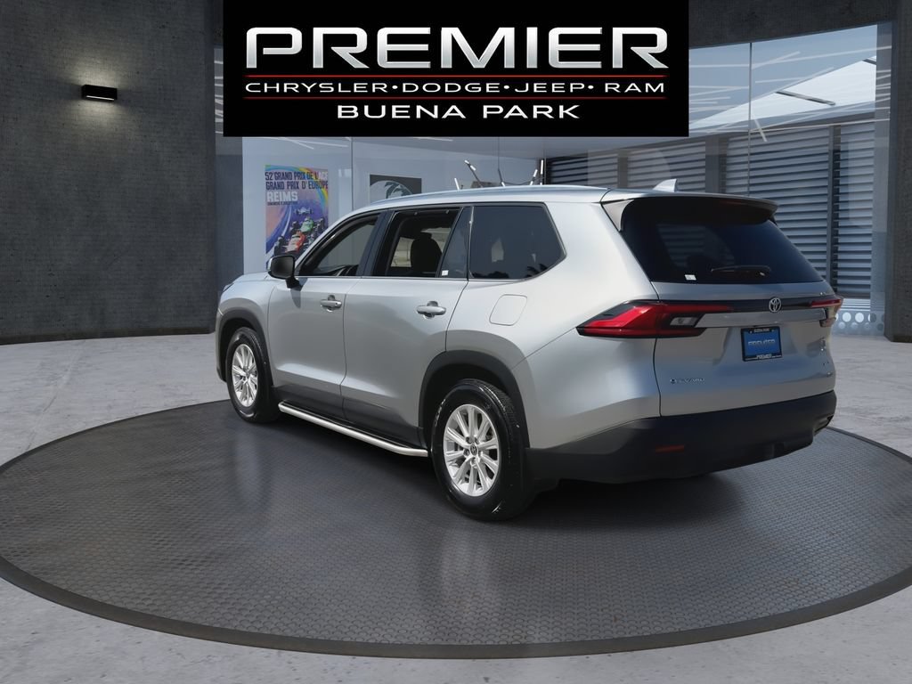 Used 2024 Toyota Grand Highlander AWD Hybrid image 6