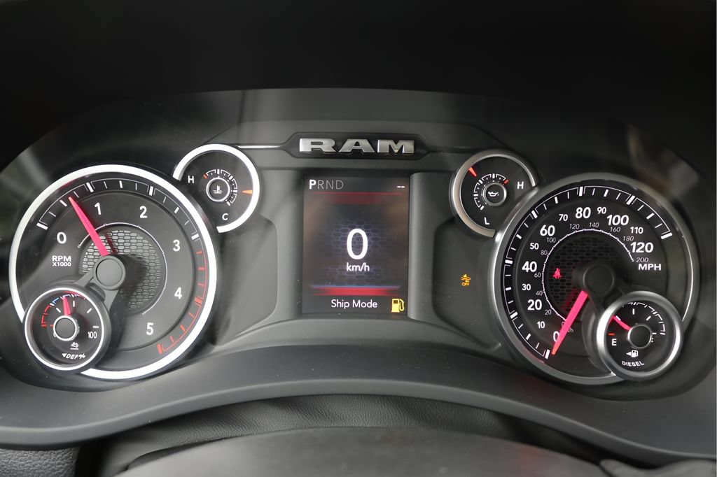 New 2026 RAM 2500 Warlock AWD/4WD image 24
