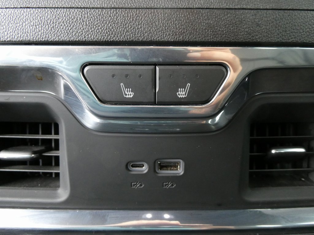 Certified 2024 Chevrolet Silverado 2500 High Country w/ Technology Package image 20