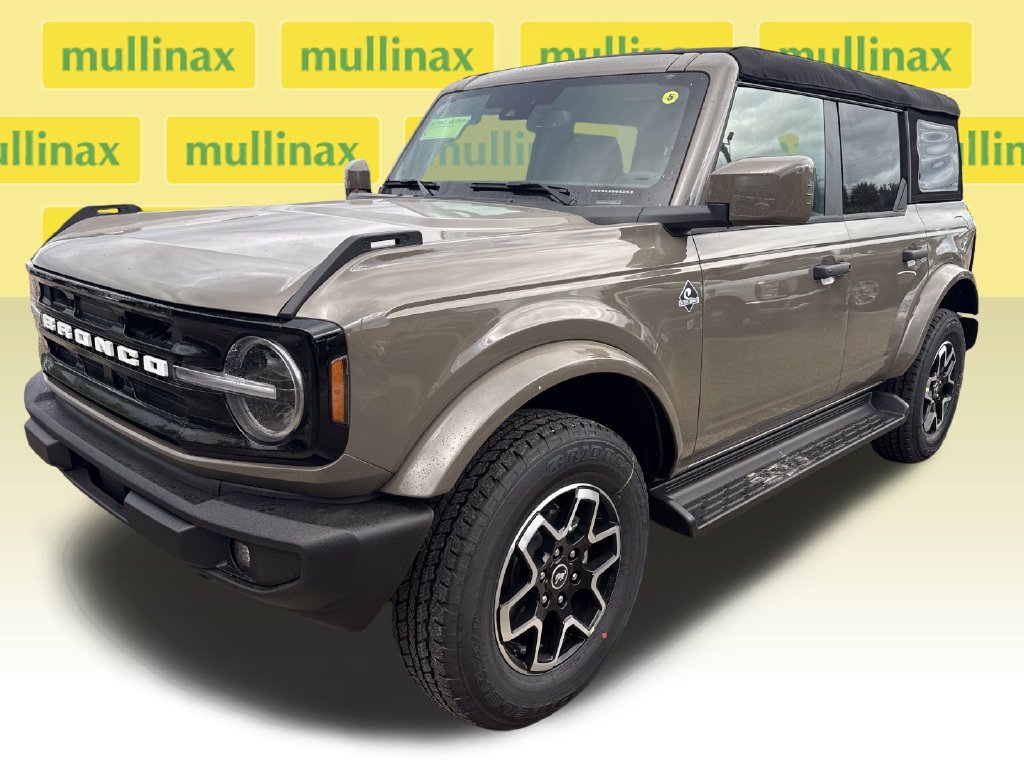 New 2026 Ford Bronco Outer Banks AWD/4WD image 17