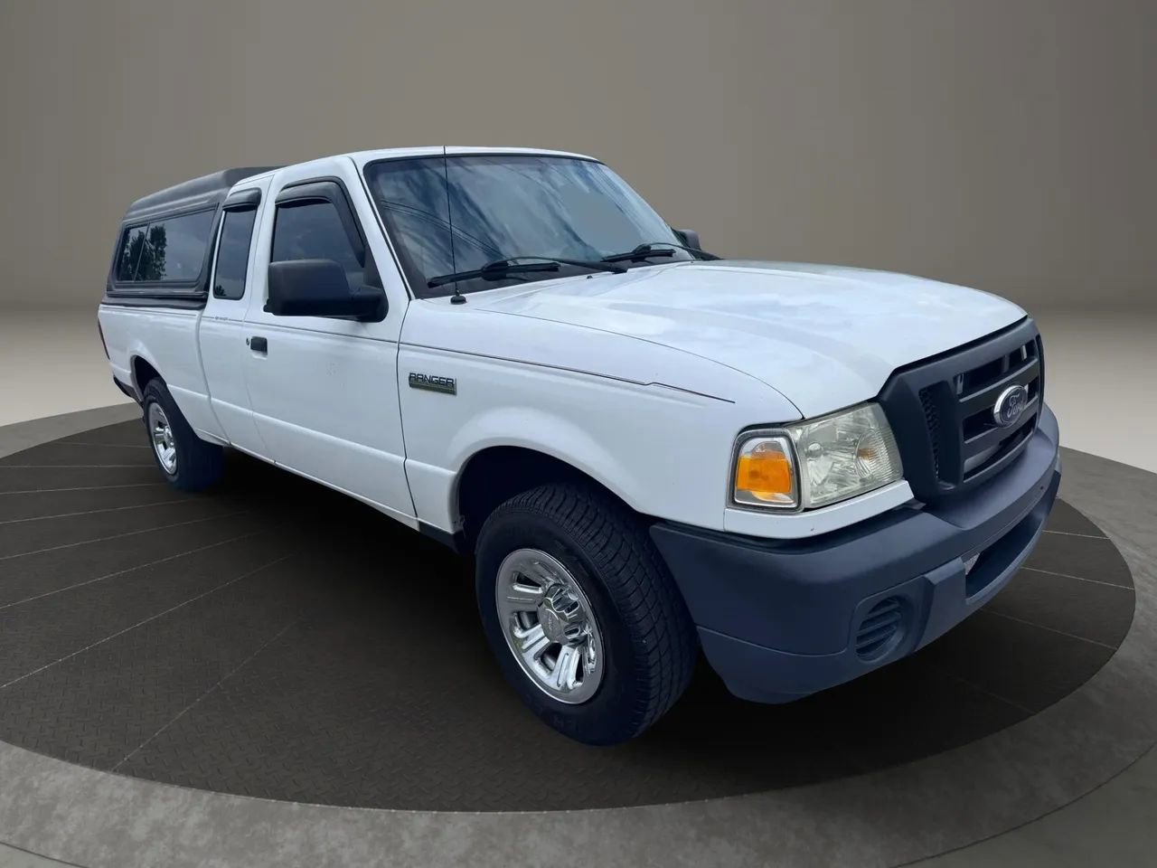 Used 2010 Ford Ranger XL RWD image 2