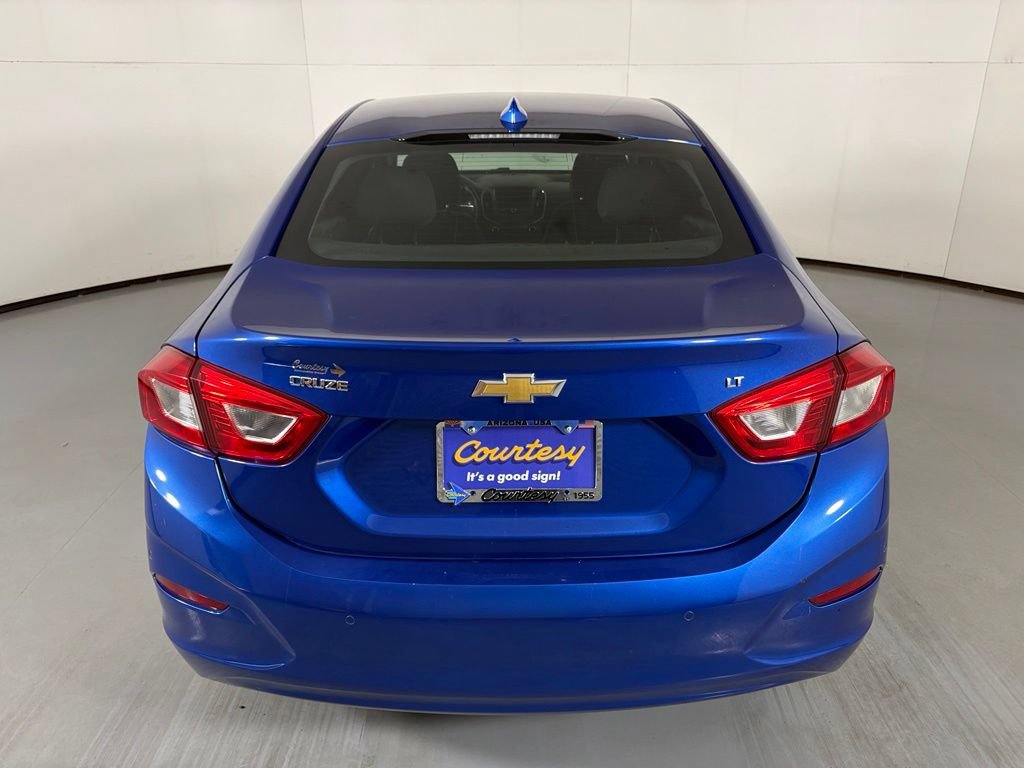 Certified 2019 Chevrolet Cruze LT w/ Convenience Package FWD image 8