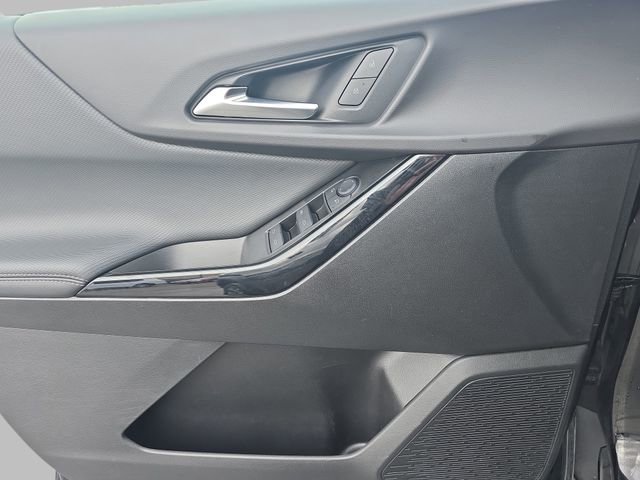 Used 2025 Chevrolet Equinox LT image 29