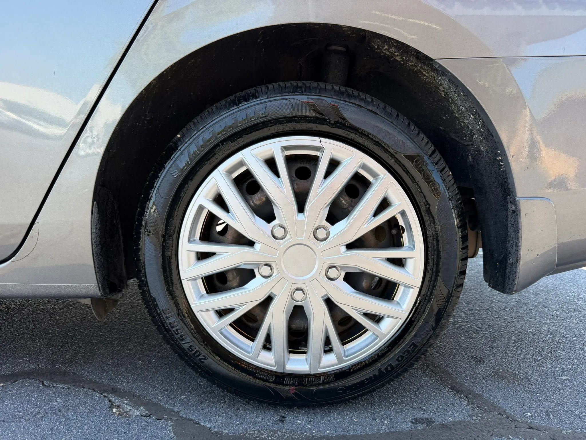 Used 2017 Nissan Sentra SV FWD image 28