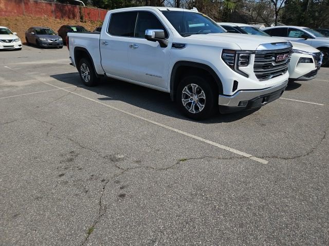 Used 2024 GMC Sierra 1500 SLT image 1