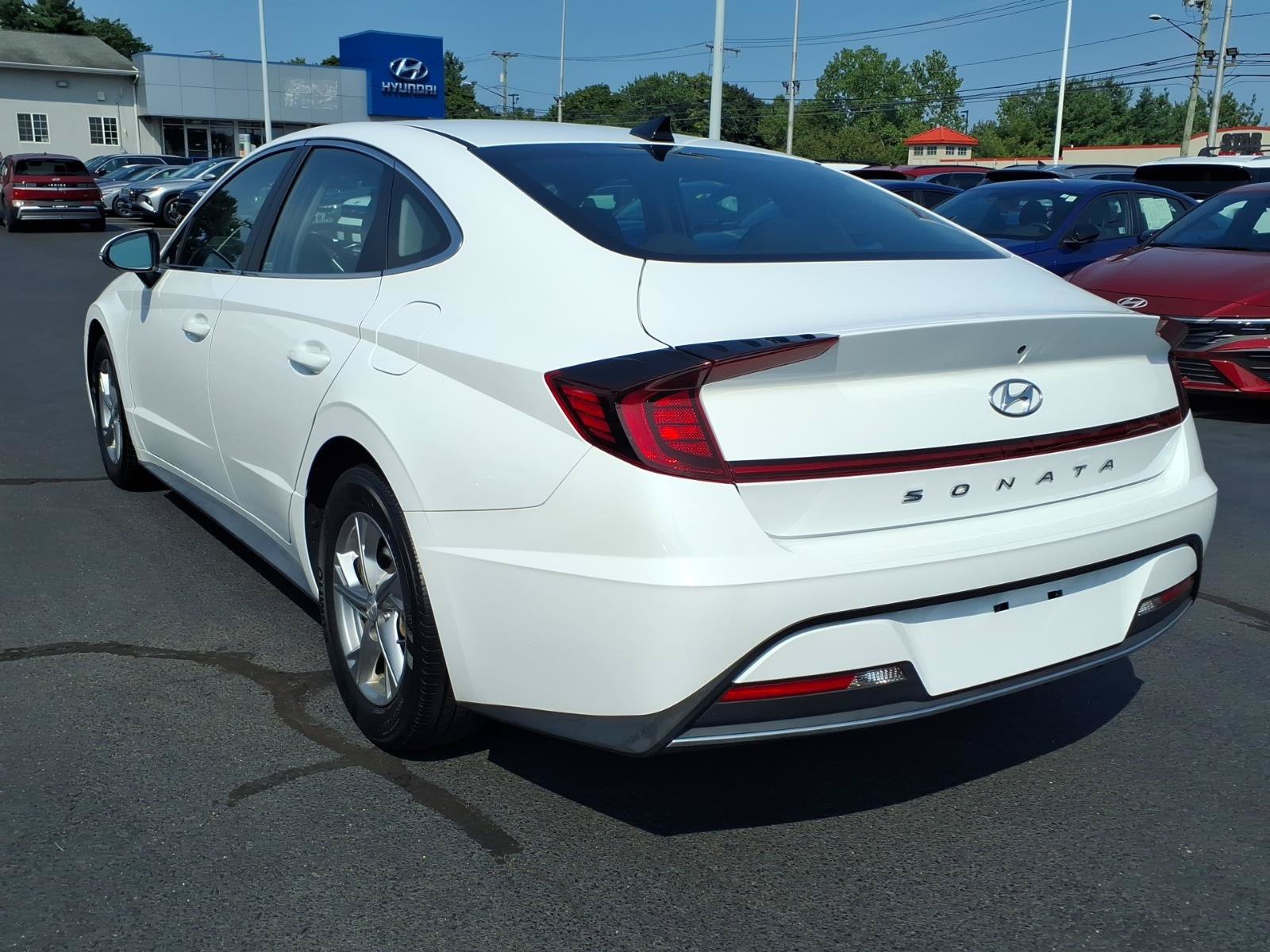 Certified 2023 Hyundai Sonata SE w/ Preferred Accessory Package FWD image 7