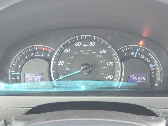 Used 2015 Toyota Camry LE FWD image 11