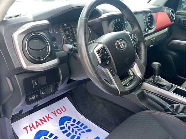 Used 2022 Toyota Tacoma SR5 image 11