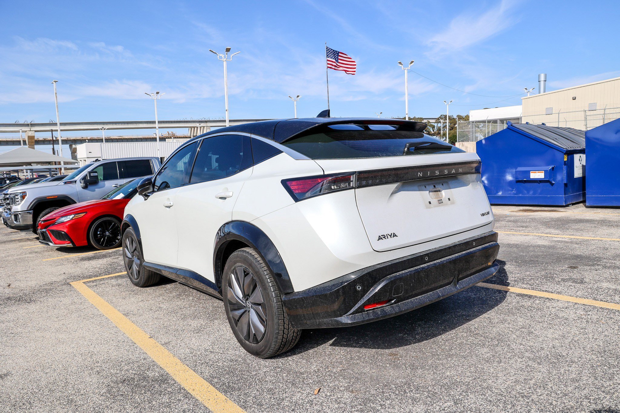 Used 2023 Nissan Ariya FWD image 10