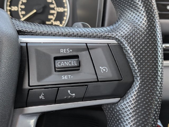 Used 2025 Mitsubishi Outlander ES FWD image 25
